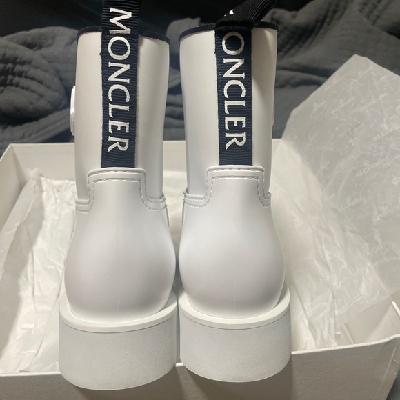 Moncler Leather White Ginette Boots EU42 (sz 9) main image 8
